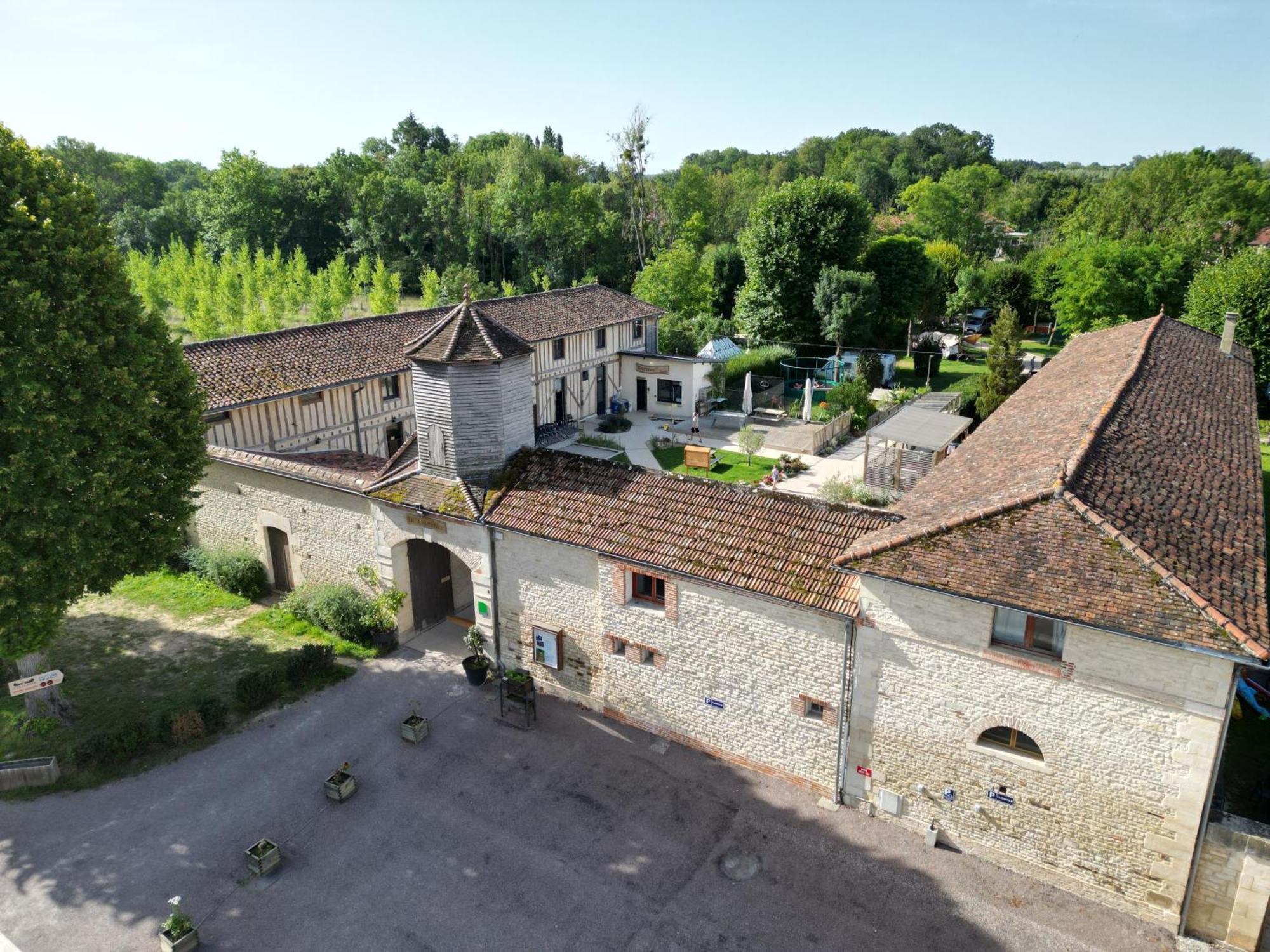 Domaine Le Colombier Bed & Breakfast Dienville Dış mekan fotoğraf